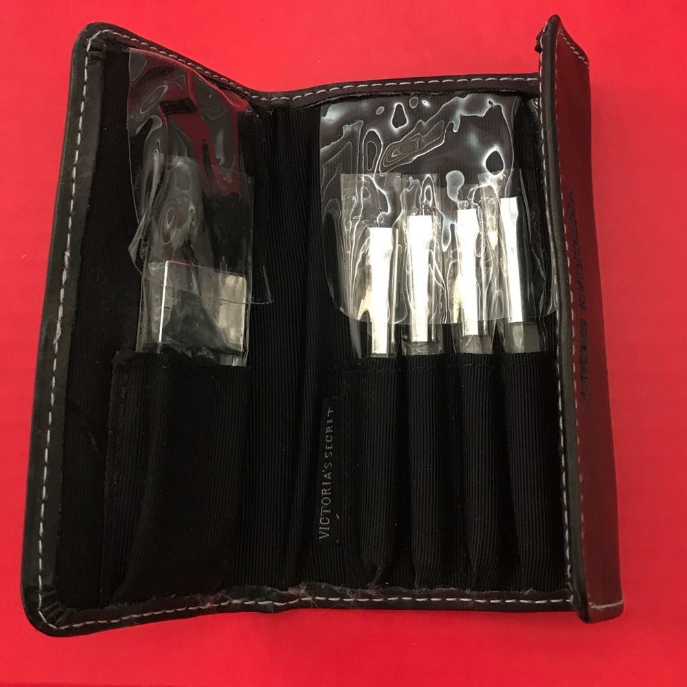 New Victoria Secrets mini makeup brushes